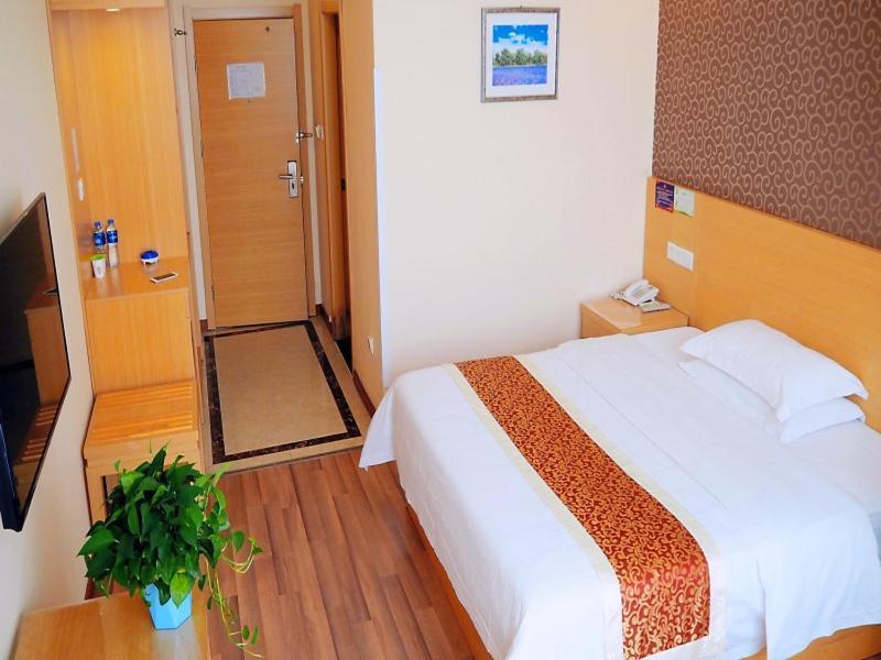Greentree Alliance Ningxia Hui Autonomous Region Yinchuan South Bus Station Hotel Exterior photo